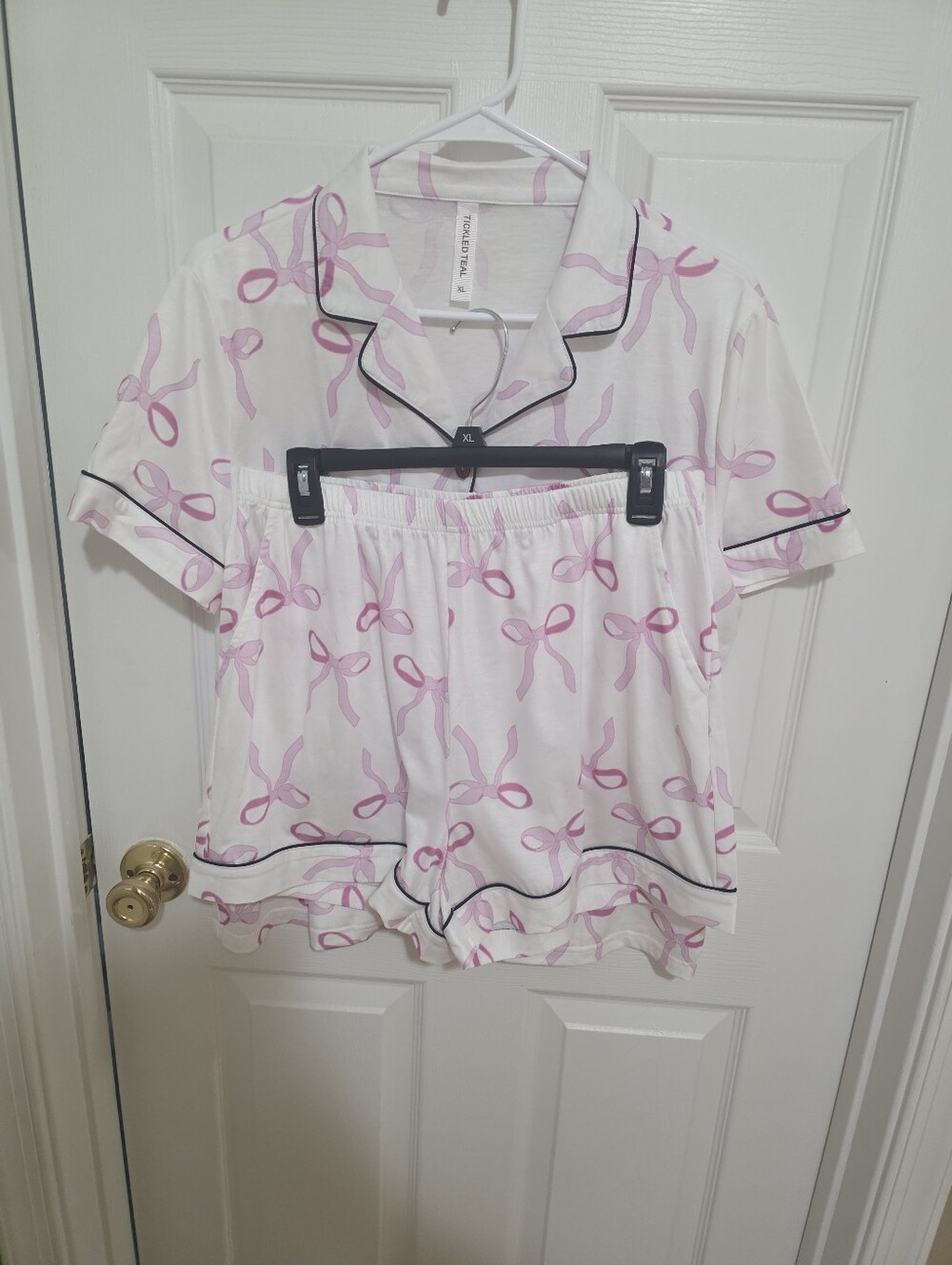 Women’s Short Sleeve Pajama Set - Pink Bow Print